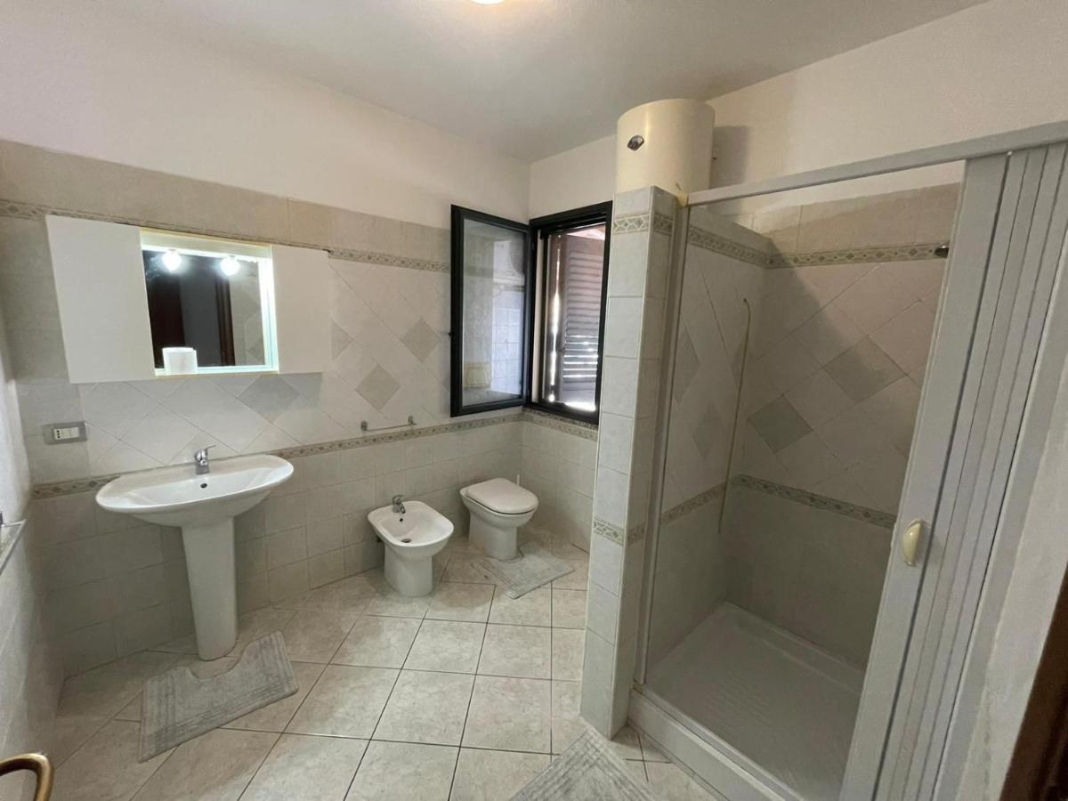 Casa Camere Pistis Assemini Esterno foto
